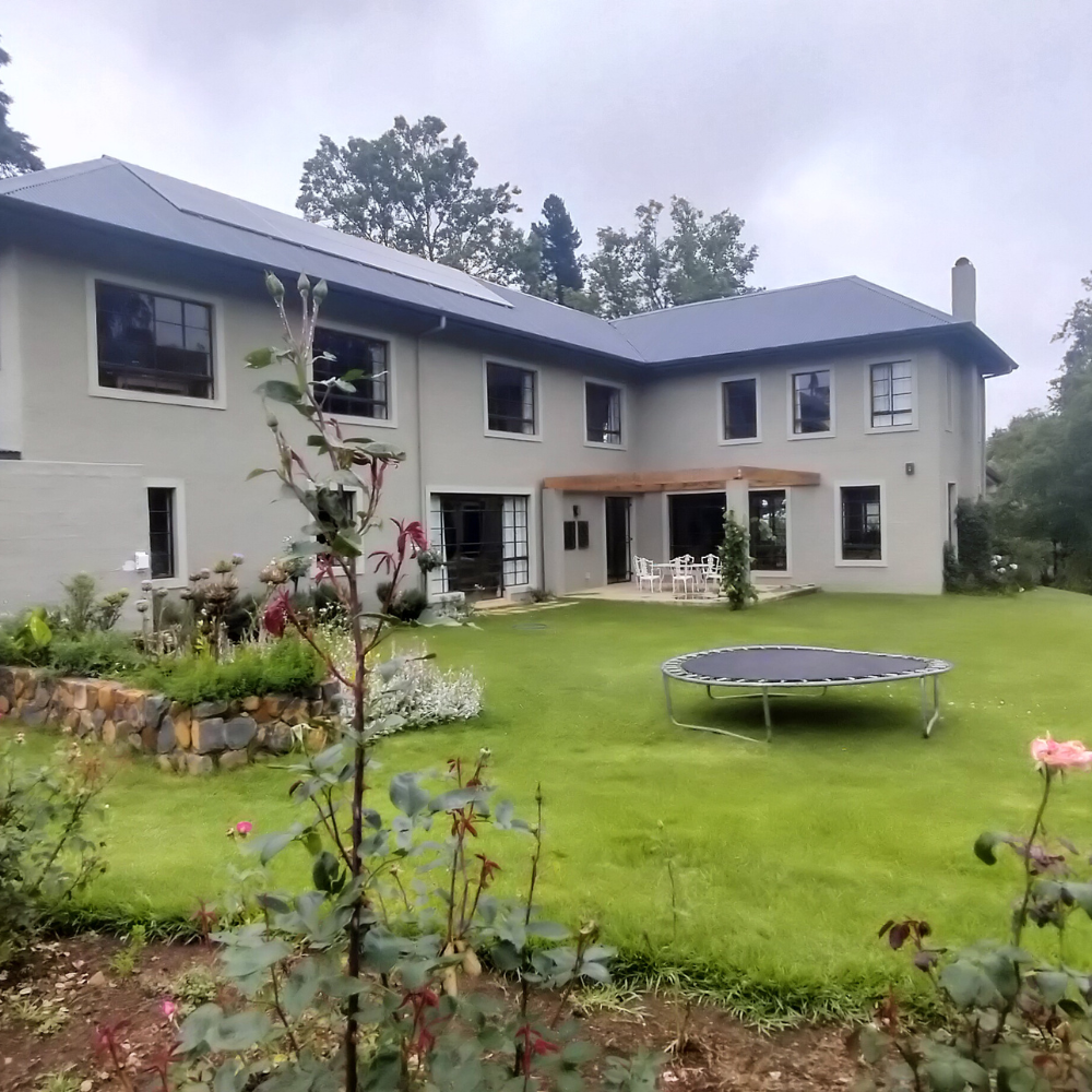 Professional roof cleaning in Howick. Professional high pressure cleaning in Howick. Roof treatments Howick.