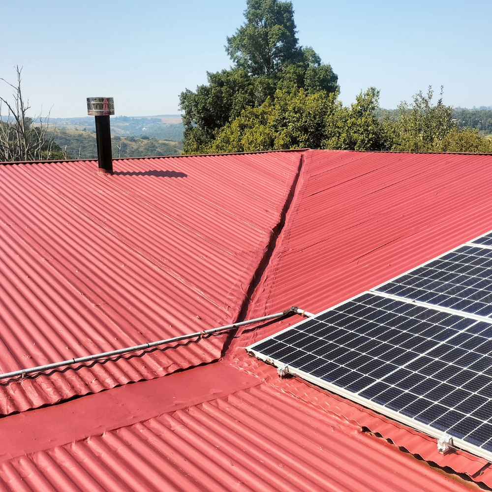 Professional roof painting in Pietermaritzburg. Professional roof spray painting in Pietermaritzburg. Roof treatments Pietermaritzburg